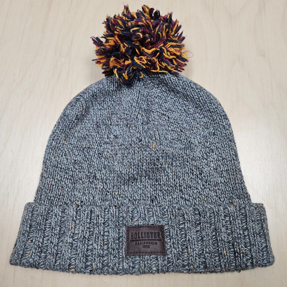 Hollister Gray Tan Fleck Multicolor Pom Knit Beanie Hay Cap Adult One Size